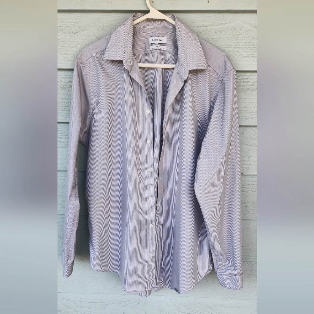 Calvin Klein Men's Gray Dress Shirt